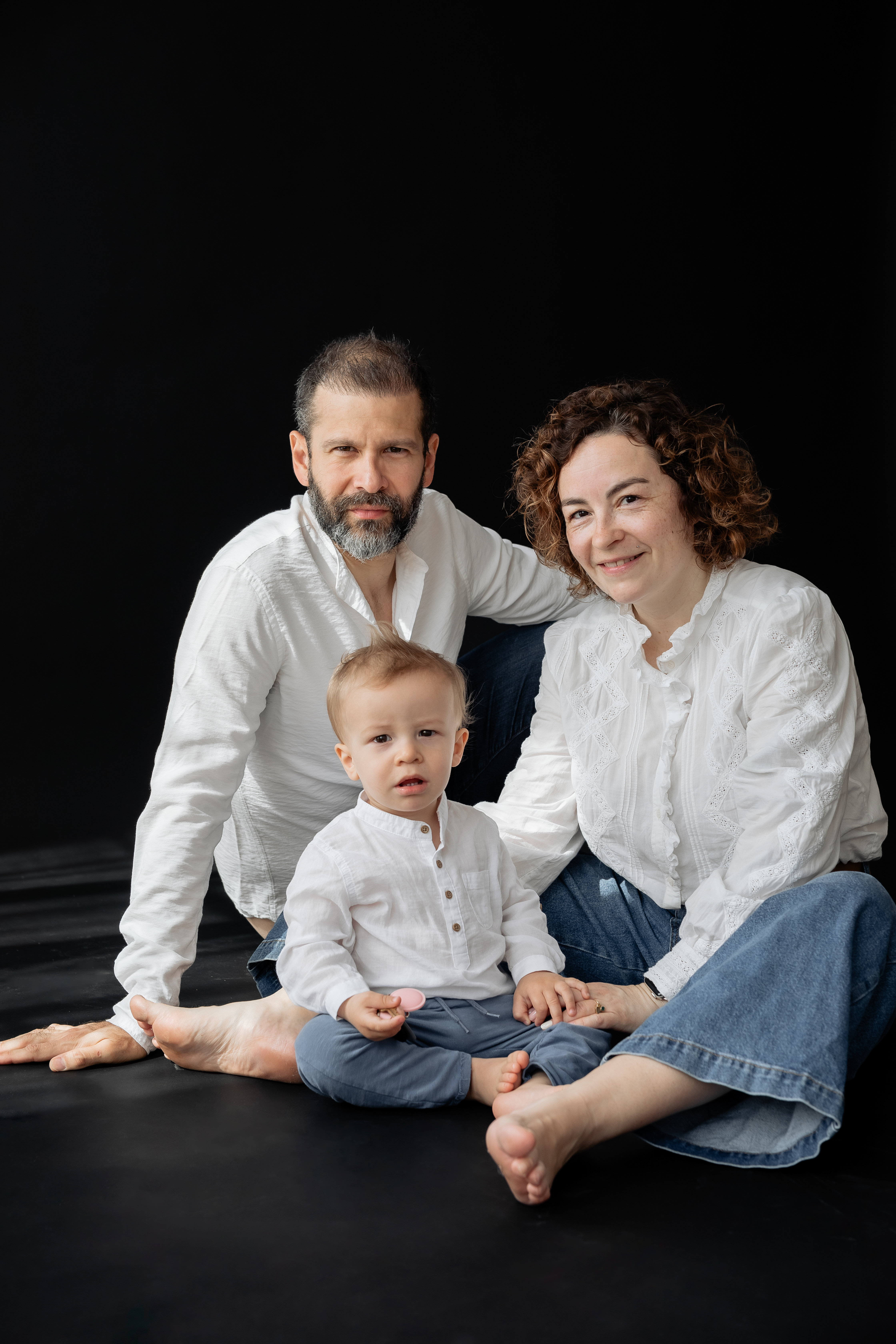 Mom and Dad with their son Mini Sessions