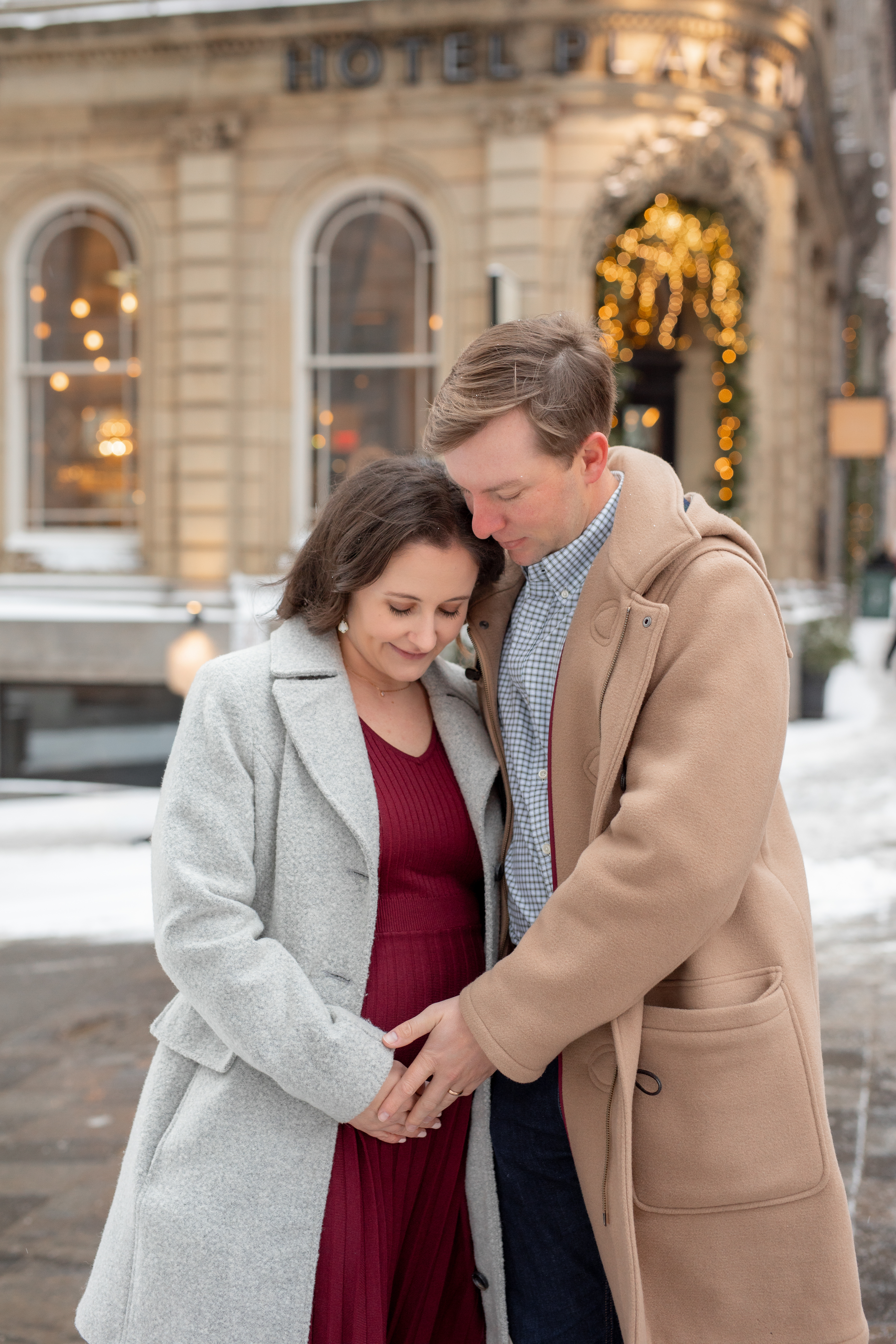 A Winter Maternity Session in Old Montreal