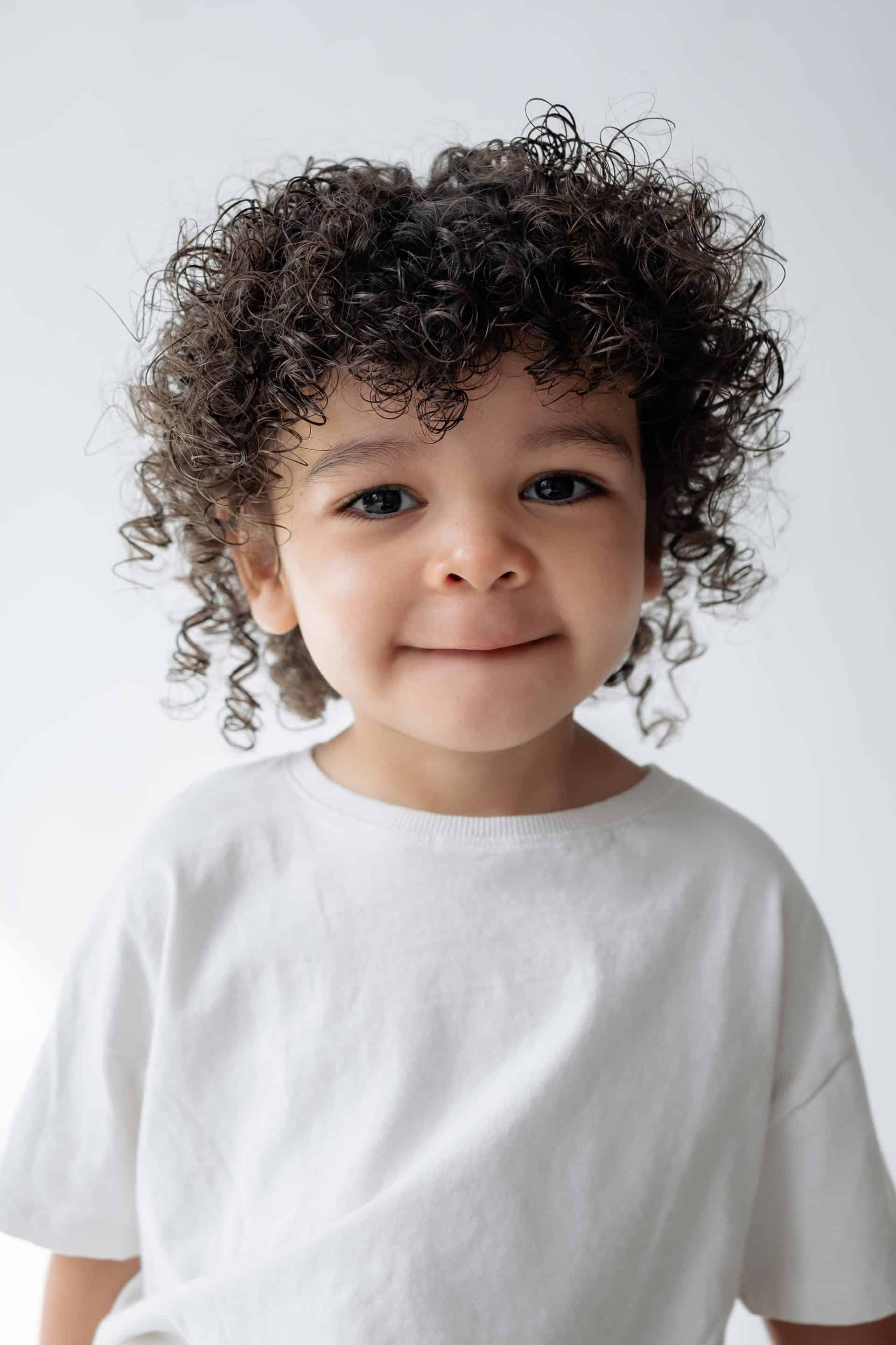 Solé kid modeling shots
